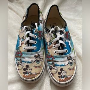 Disney Aloha Vans size 7